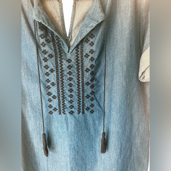Chambray Embroidered Dress - Picture 3 of 5